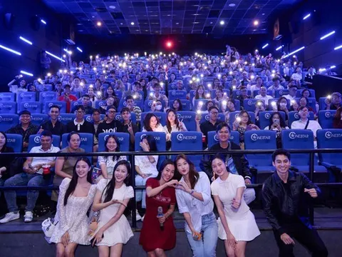 Dàn Hoa hậu, Nam vương đổ bộ rạp chiếu phim ủng hộ Tiểu Vy, Thiên Ân