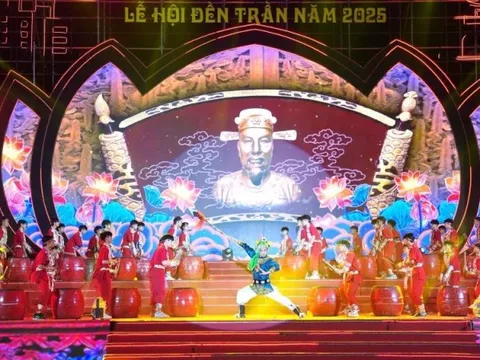 Khai mạc lễ hội Đền Trần 2025