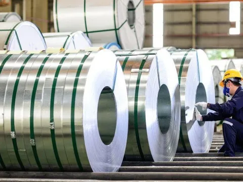 Nhôm, thép Việt Nam sẽ chịu tác động thế nào khi Mỹ áp thuế 25%?