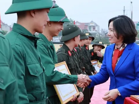 Lễ giao nhận quân năm 2025 tại các địa phương diễn ra trong 3 ngày