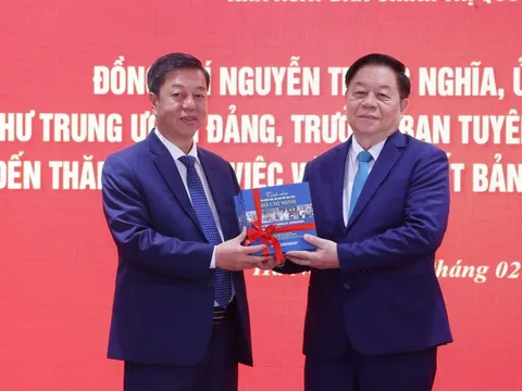 Phát huy vai trò, vị thế NXB lý luận chính trị hàng đầu, cánh chim đầu đàn ngành xuất bản Việt Nam.