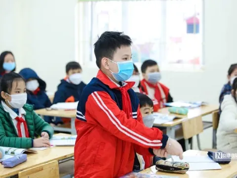 Bản tin 12/2: Bộ GD&ĐT cho phép tổ chức dạy thêm học sinh cuối cấp