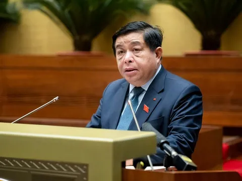 Chính phủ trình bổ sung mục tiêu tăng trưởng đạt 8% trở lên