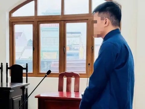 Thanh niên lãnh 7 năm tù vì đâm người trong lúc bênh cha