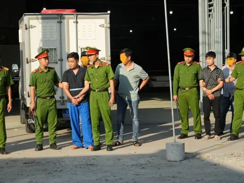 Khởi tố 2 đối tượng sát hại người đàn ông đăng ảnh có nhiều tiền, vàng