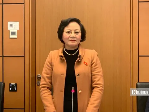 Bộ trưởng Bộ Nội vụ kể chuyện làm xuyên Tết để sửa Luật