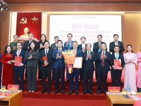 Công bố Quyết định thành lập Ban Tuyên giáo và Dân vận huyện Gia Lâm