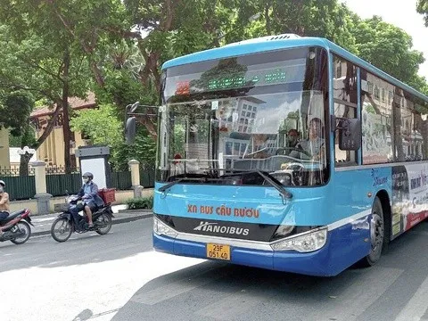 Tăng cường giám sát, nâng cao chất lượng dịch vụ xe buýt