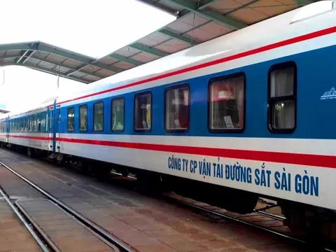 Đường sắt giảm giá vé tàu khách Bắc - Nam sau Tết