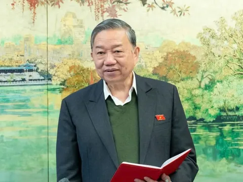 Tổng Bí thư Tô Lâm: Tổ chức lại bộ máy không phải để tiết kiệm tiền mà để phục vụ tăng trưởng