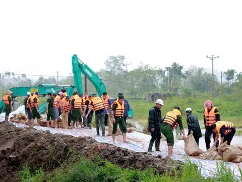 Chủ động ứng phó với diễn biến áp thấp nhiệt đới trên Biển Đông