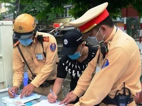 Hà Nội: Phát hiện 421 trường hợp vi phạm Luật Giao thông đường bộ