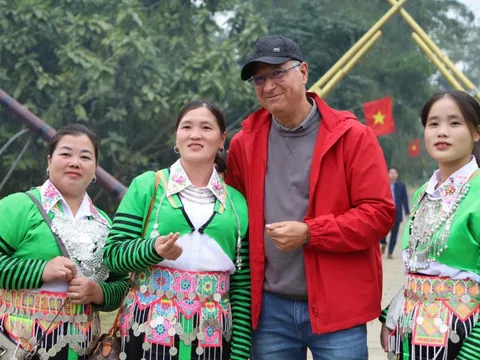 Cầu nối quảng bá văn hóa dân tộc tới du khách