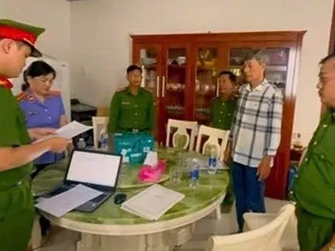 Khởi tố nguyên Cục trưởng Cục Thuế tỉnh Cà Mau