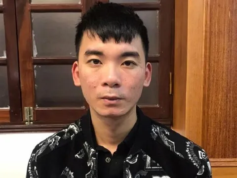 Tạm giữ hình sự tài xế chở người nhập cảnh trái phép