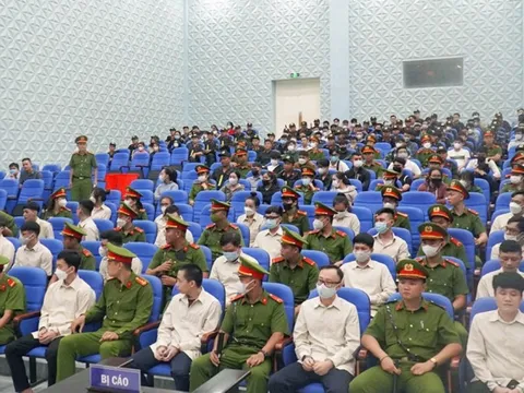 Lý do hoãn xét xử hơn 100 bị cáo trong vụ án đòi nợ thuê núp bóng công ty luật