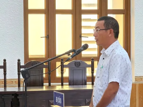 Khai thác cát trái phép, 1 người lãnh án tù