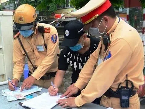 Tiếp nhận, xử lý 30 tin liên quan đến an toàn giao thông trong ngày 16/2