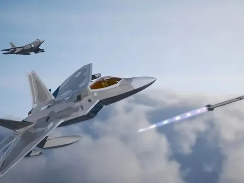 Chiến đấu cơ F-22 Raptor trở nên mạnh mẽ hơn nhờ được thêm “cánh”