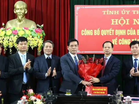 Chủ tịch huyện ở Thái Bình giữ chức Bí thư Huyện ủy