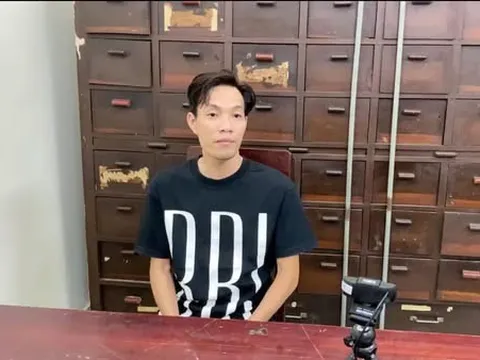 Khởi tố đối tượng sàm sỡ cô gái 17 tuổi, đập phá quán cơm gà