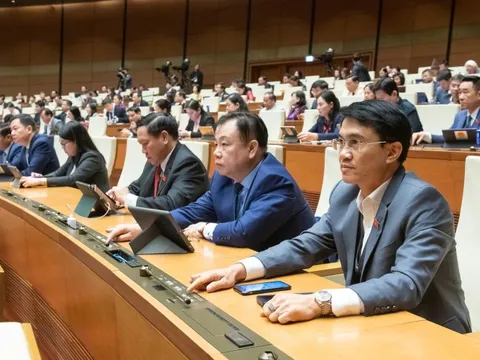 Quốc hội thông qua Luật Ban hành văn bản quy phạm pháp luật (sửa đổi)