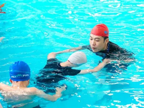 2.400 trẻ em Hà Nội được học bơi an toàn