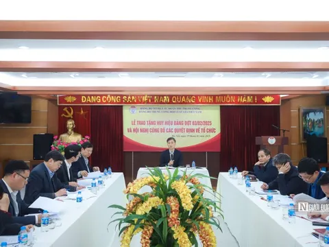 Công bố quyết định thành lập Đảng bộ Trung ương Hội Luật gia Việt Nam