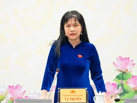 Nhiều lãnh đạo ủy ban của Quốc hội tự nguyện xuống cấp phó