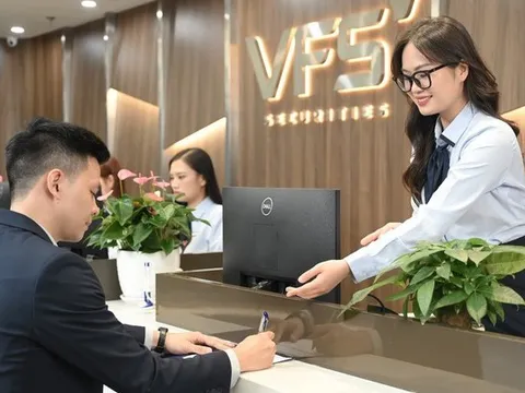 Chứng khoán Nhất Việt dừng chào bán 120 triệu cổ phiếu