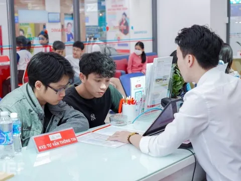 Tuyển sinh đại học năm 2025 bỏ phương thức xét tuyển sớm