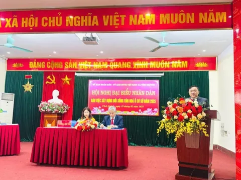 Bàn việc xây dựng đời sống văn hóa ở cơ sở