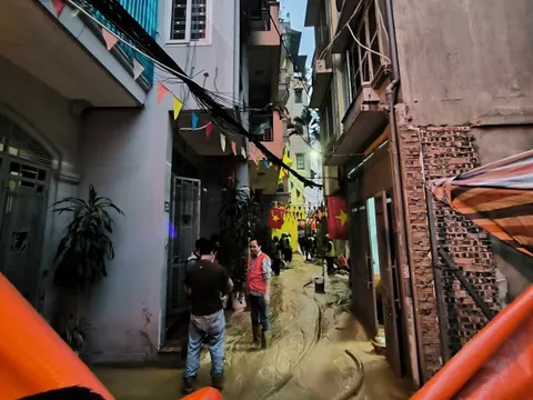 Metro Nhổn - ga Hà Nội gặp sự cố khi đào hầm