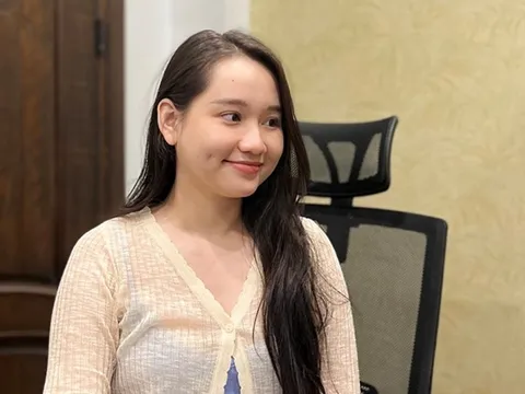 Cô nàng "Mắt biếc" bất ngờ trở lại, ngoại hình thay đổi đến khó nhận ra