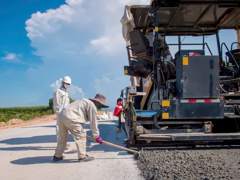 Bỏ tư duy 'không quản được thì cấm' trong xây dựng pháp luật lĩnh vực GTVT
