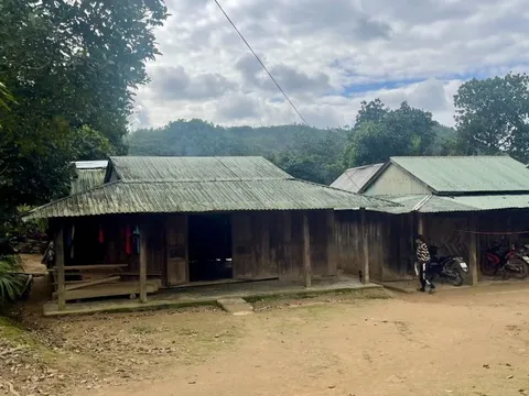 Miền Trung đẩy nhanh tiến độ triển khai xóa nhà tạm, nhà dột nát