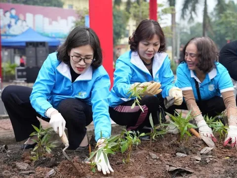 Phụ nữ Gia Lâm hưởng ứng phong trào thi đua Sáng - Xanh - Sạch - Đẹp đảm bảo thiết thực, hiệu quả