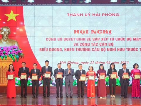 Hải Phòng: Động viên, khuyến khích cán bộ nghỉ hưu trước tuổi