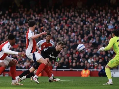 HLV Arteta nổi giận, thừa nhận Arsenal chưa đủ đẳng cấp vô địch