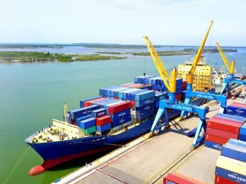 Là đối tác có thặng dư thương mại lớn của Mỹ, Việt Nam cần làm gì tránh bị áp thuế?
