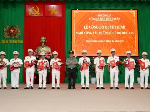 Bình Thuận: 23 lãnh đạo cấp phòng và Công an cấp huyện tự nguyện viết đơn xin nghỉ hưu trước tuổi