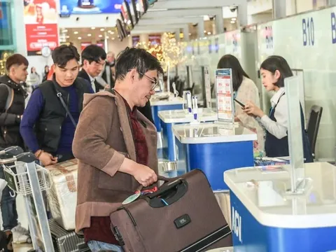 Khách đi máy bay tăng mạnh, Cục Hàng không yêu cầu nâng cao chất lượng dịch vụ bay