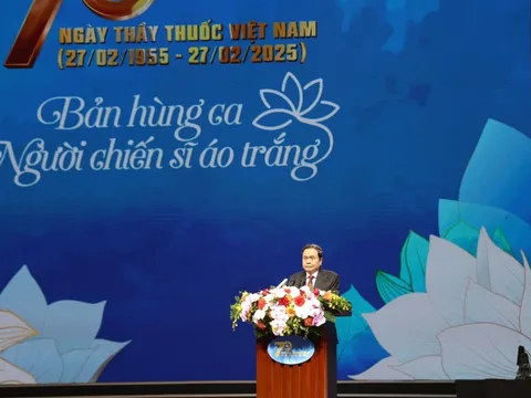 Xây dựng nền y tế Việt Nam "khoa học, dân tộc, đại chúng"