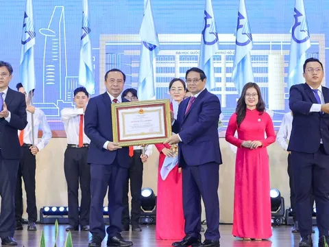 Thủ tướng: ĐHQG TPHCM phát huy 3 'tiên phong xuất sắc', vào nhóm 100 đại học hàng đầu châu Á