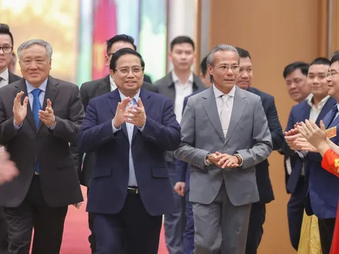 Thường trực Chính phủ làm việc với doanh nghiệp nhỏ và vừa Việt Nam