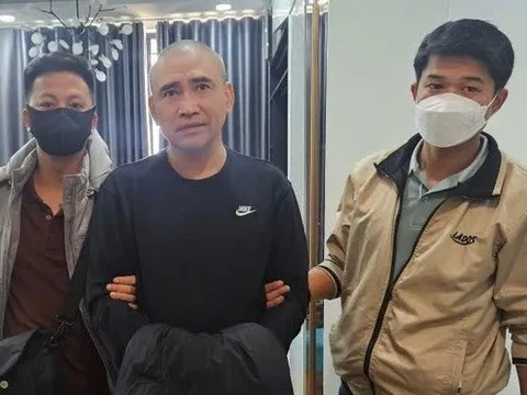 Bắt đối tượng cộm cán, thu giữ nhiều loại hung khí
