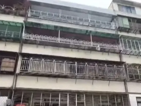Cụ bà 75 tuổi giữ thi thể con gái trong nhà suốt 6 năm, điều hòa bật cả ngày