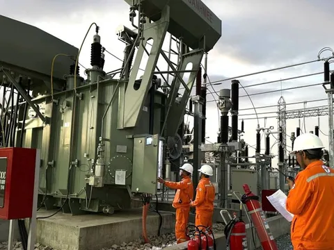 Đóng điện hàng loạt công trình lưới điện điện 110 kV tại các tỉnh phía nam