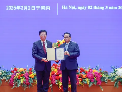 Thủ tướng Phạm Minh Chính nhận danh hiệu “Giáo sư danh dự" Đại học Thanh Hoa