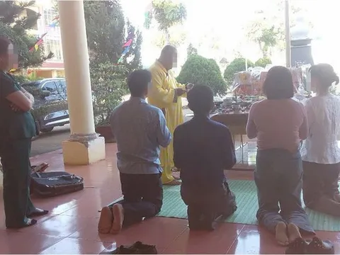 Hiệu trưởng lên tiếng vụ thuê người đến cúng bái trong khuôn viên nhà trường
